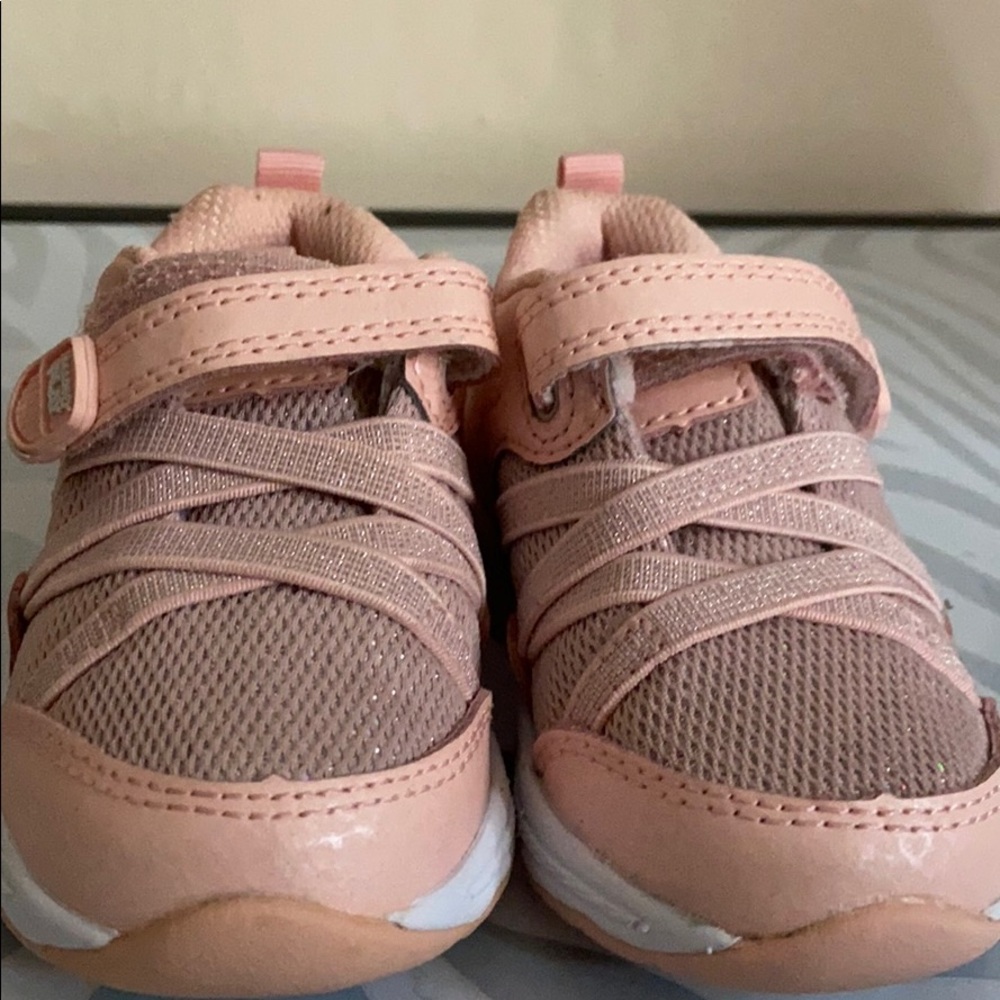 Stride rite walking shoe